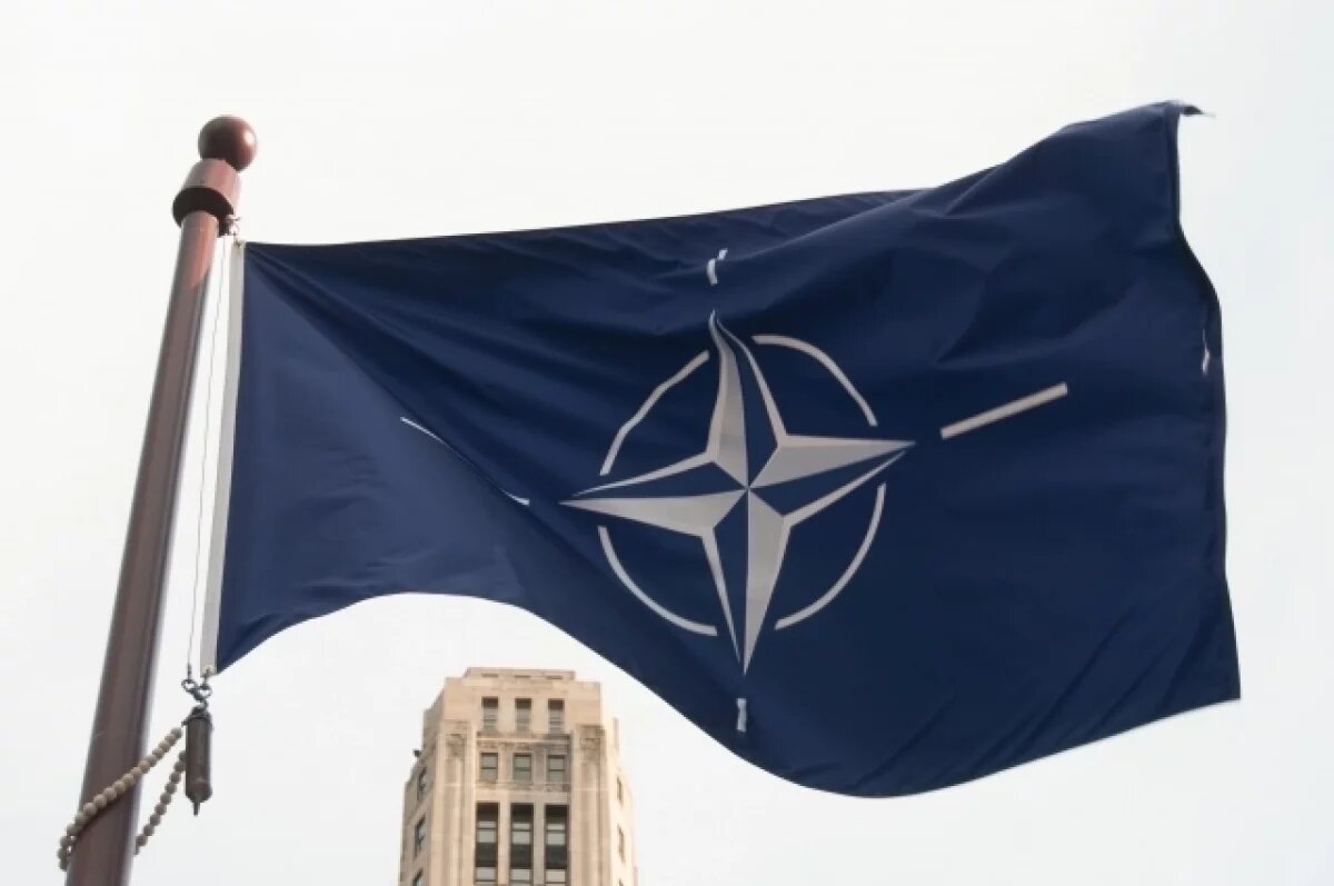   Лидеры 24 стран на саммите НАТО подписали «Украинский договор»