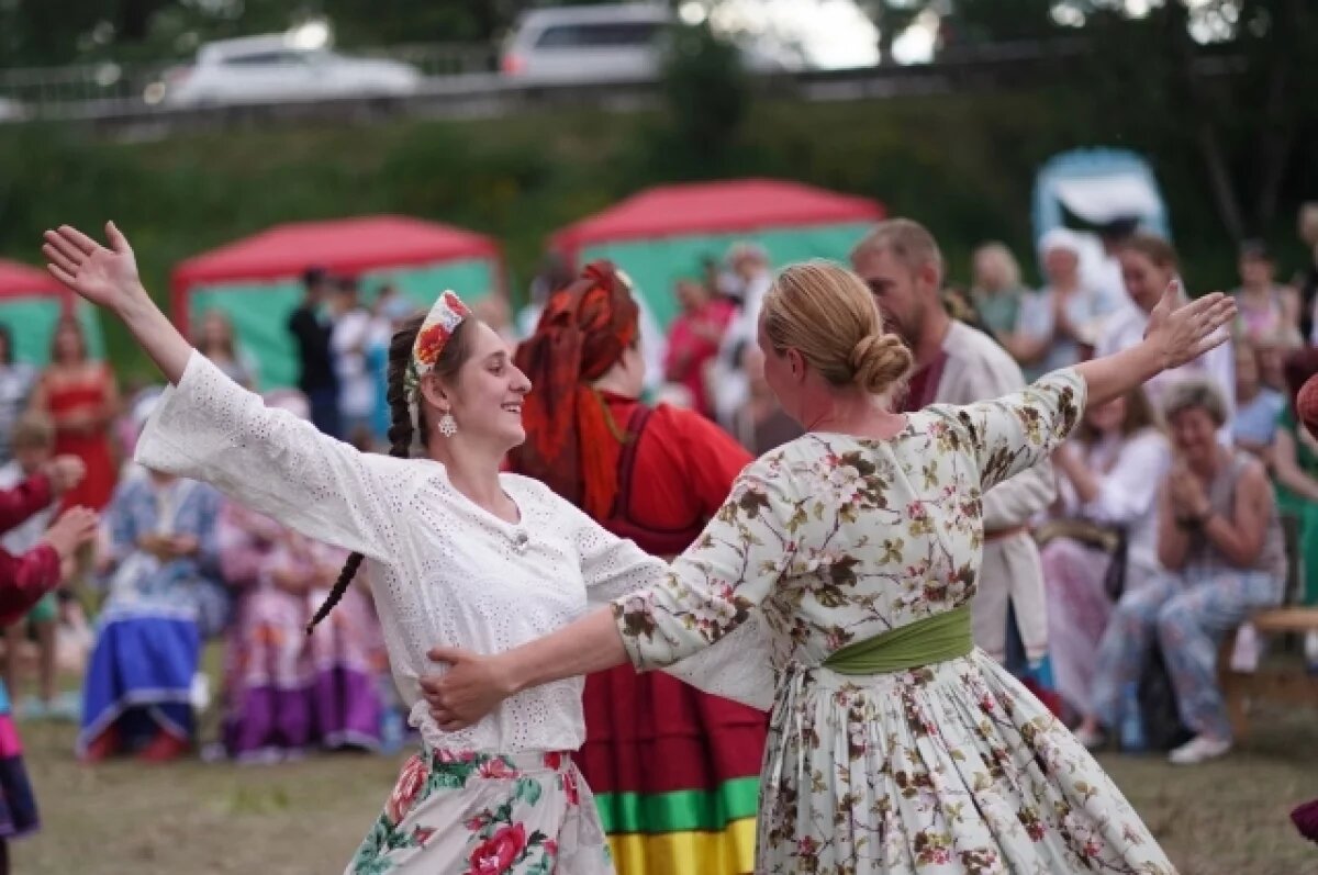    Первый день международного фестиваля «МИР Сибири» посетили 15 тысяч человек