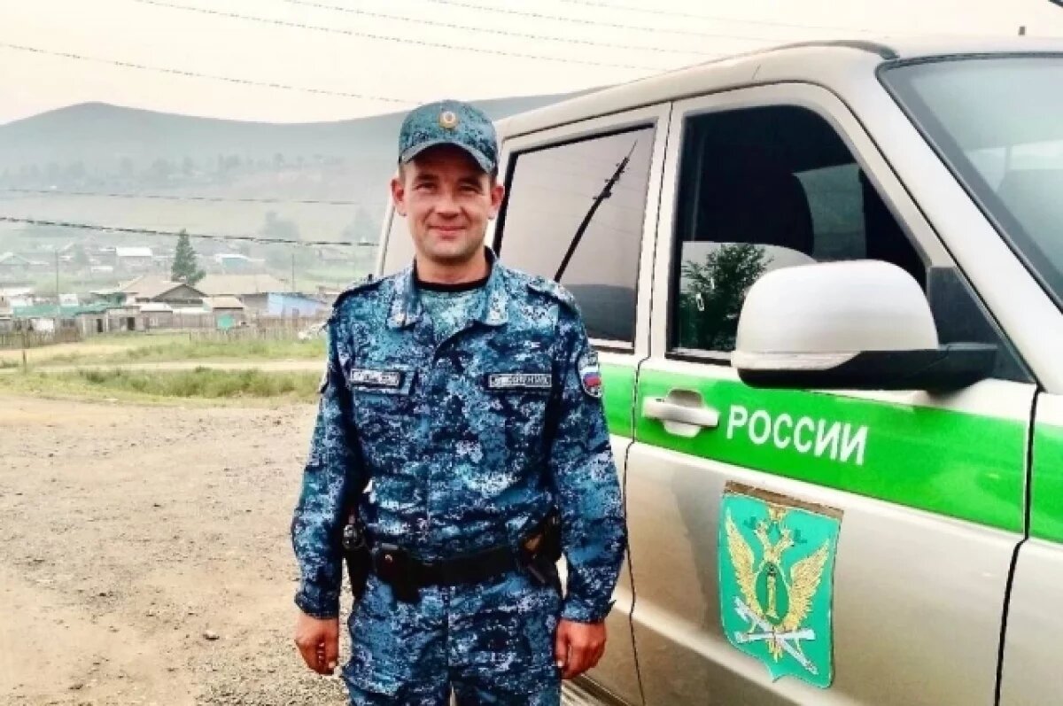    Судебный пристав из района Забайкалья спас задыхающегося мужчину