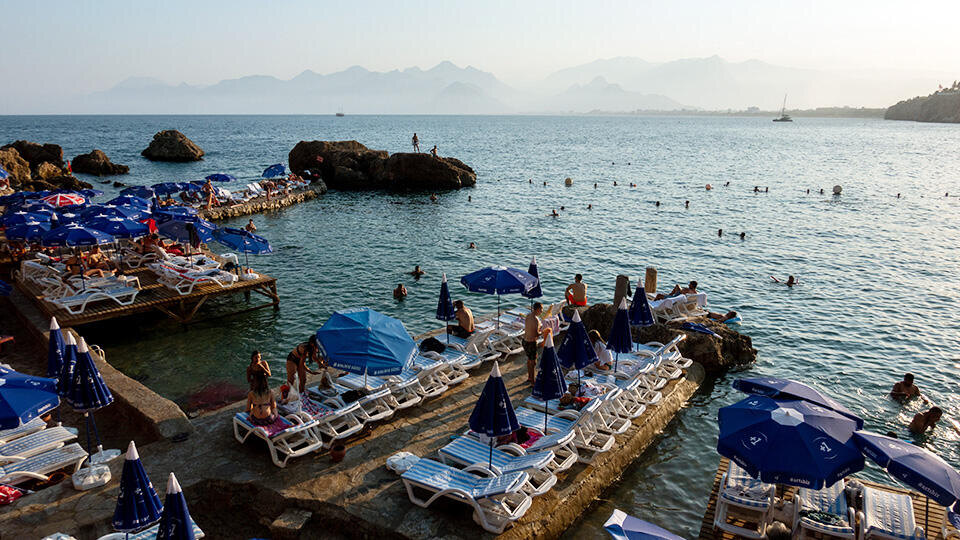     Проблемы летнего туризма: Турция перегружена ТАСС/Максим Коротченко