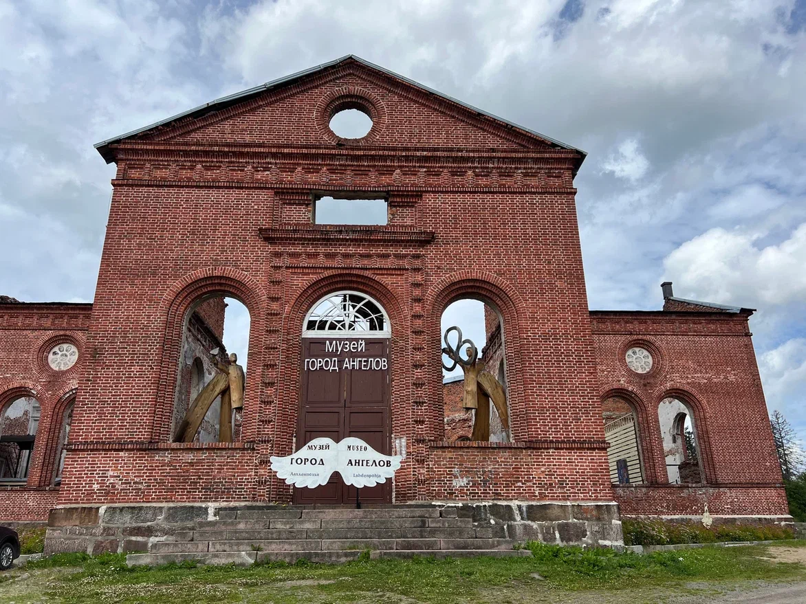Лютеранская кирха Яккима в городе Ланденпохья. Фото автора