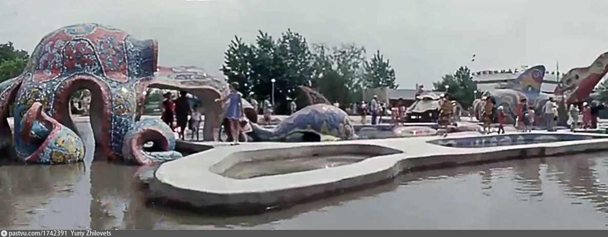 фото: https://pastvu.com/p/1742391