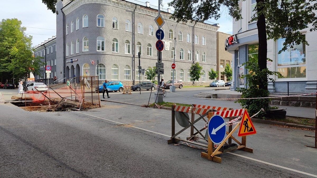 Во время отключения горячей воды в Петрозаводске коммунальщики выявили  более 200 повреждений на сетях | Карелия.Ньюс. Новости Петрозаводска | Дзен