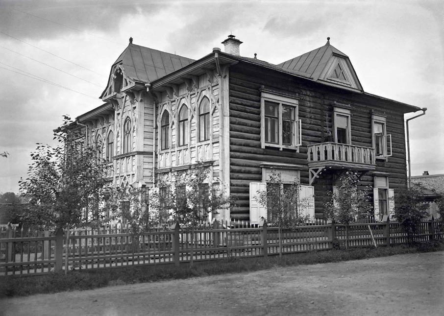 Рис.2. Дом ксендза. Фото 1913 г. 