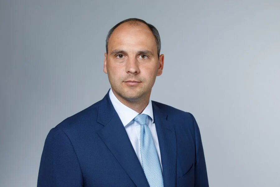 У Дениса Паслера подчинённые оказались "полными бездельниками", 