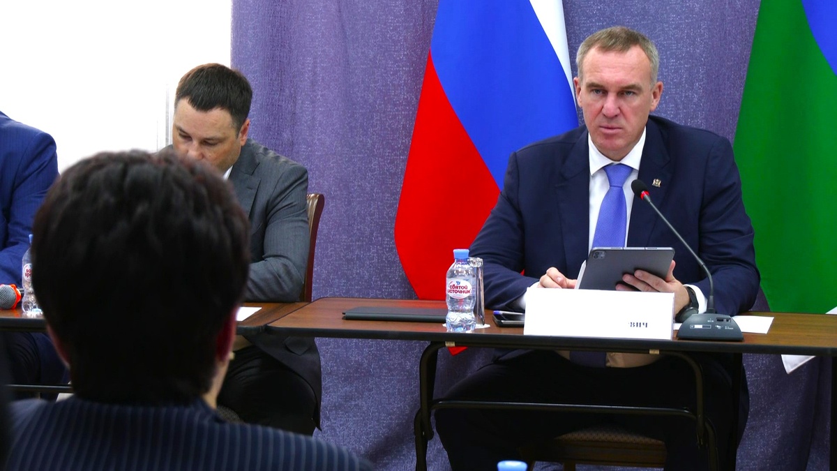    Руслан Кухарук поднял вопрос о переселении граждан из аварийного жилья