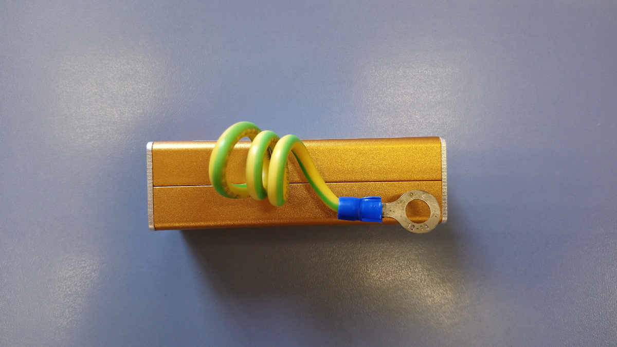 Провод заземления.