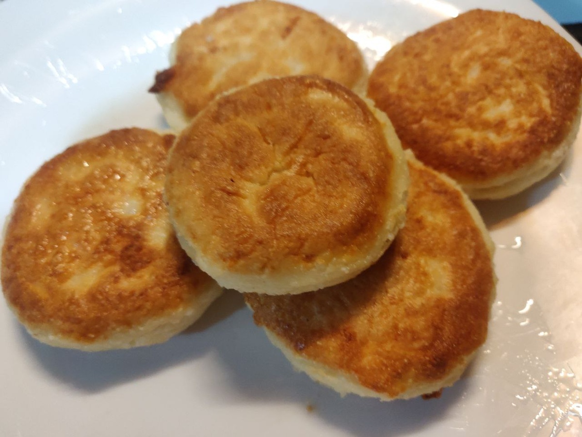 Сырники приготовлены по этому рецепту. Фото автора без прикрас и фотошопа)