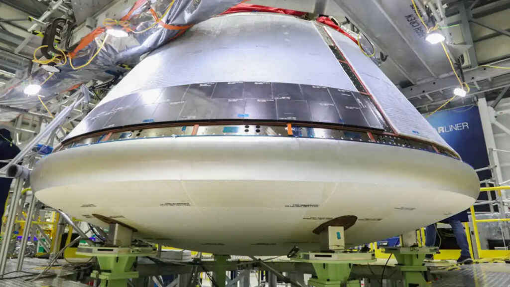 Космический корабль Boeing Starliner