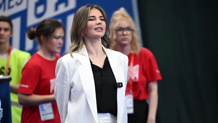     Алина Кабаева
