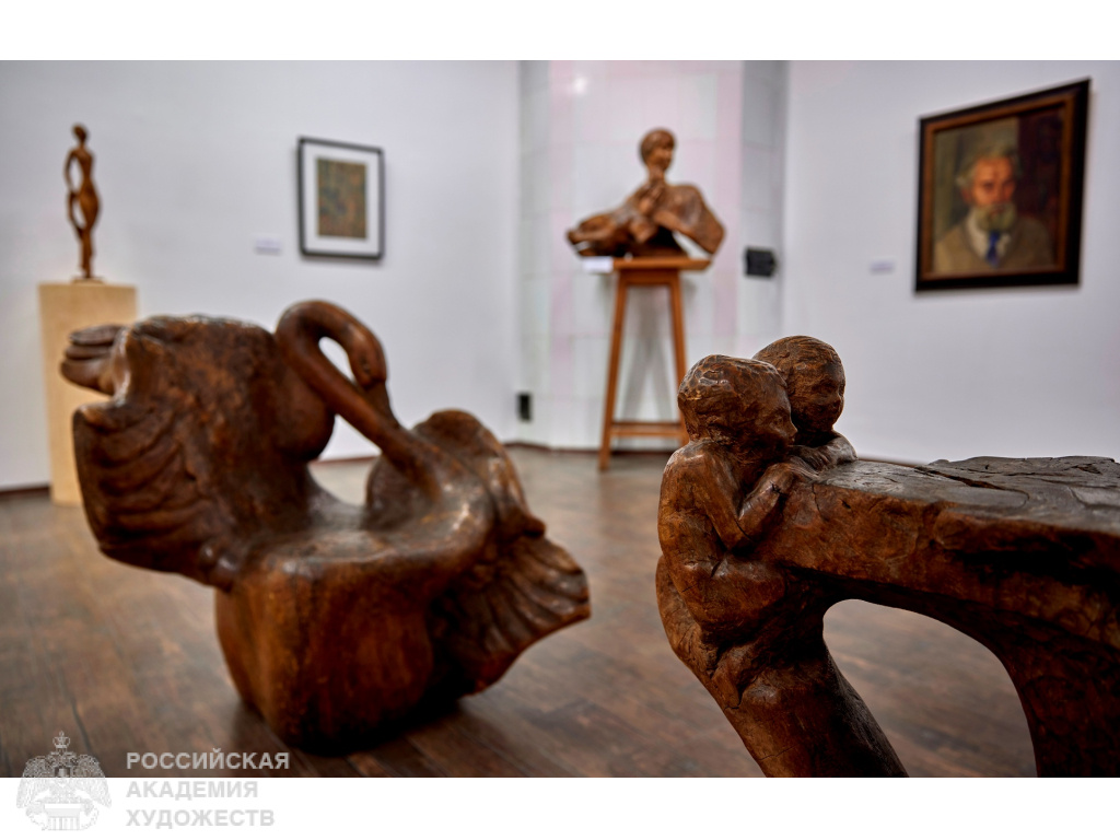 Фрагмент экспозиции  «Вселенная Конёнкова» в МВК РАХ (Москва, Пречистенка, 19). Фото: Виктор Берёзкин, пресс-служба РАХ.2024.