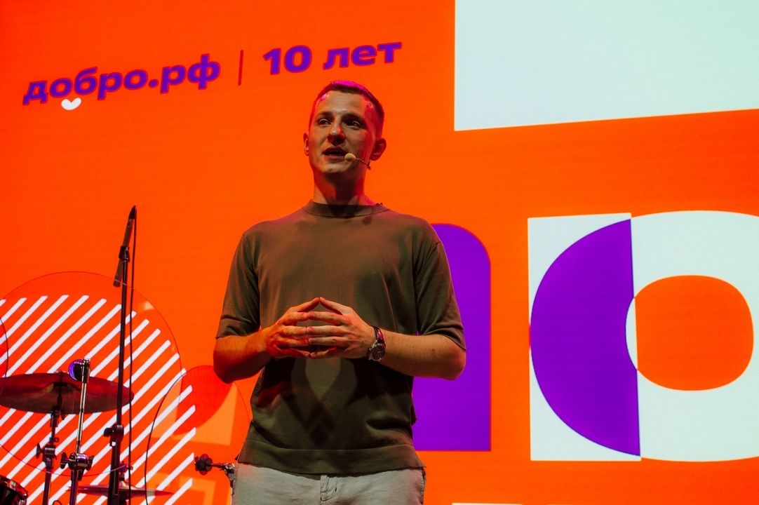 Артем Метелев, председатель Ассоциации волонтерских центров, депутат Государственной думы