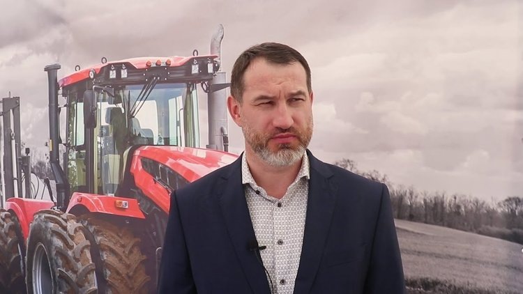    Век тракторостроения! ПТЗ на АГРОСАЛОН