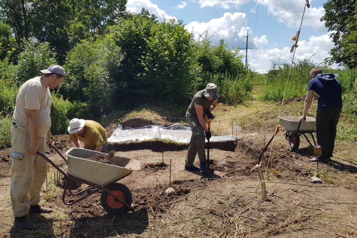    Раскрывая загадки прошлого: В Курске начался археологический сезон
