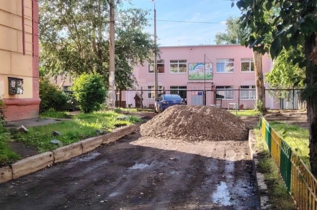    В Ленинском районе Красноярска отремонтируют ещё пару междворовых проездов