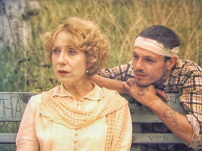 Кадр из фильма «Год собаки», 1994 год, режиссер Семён Аранович