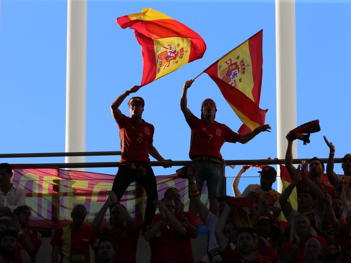    Испанские болельщики© РИА Новости / Виталий Белоусов