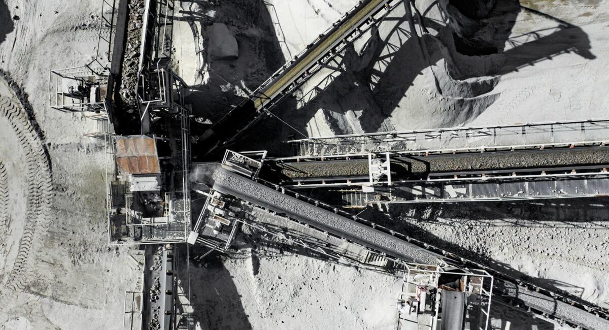 Поставка нерудных строительных материалов от компании «Олимпия» // +7 999 009 13 01