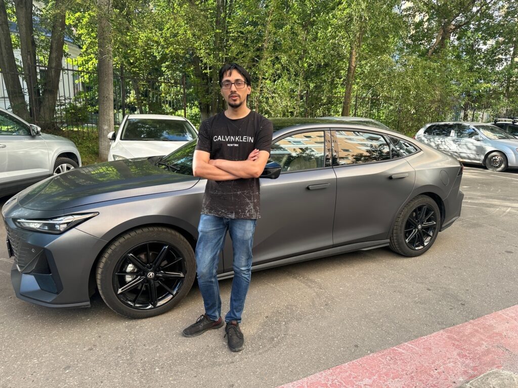 Цена машины на момент покупки составила 2 700 000 р.