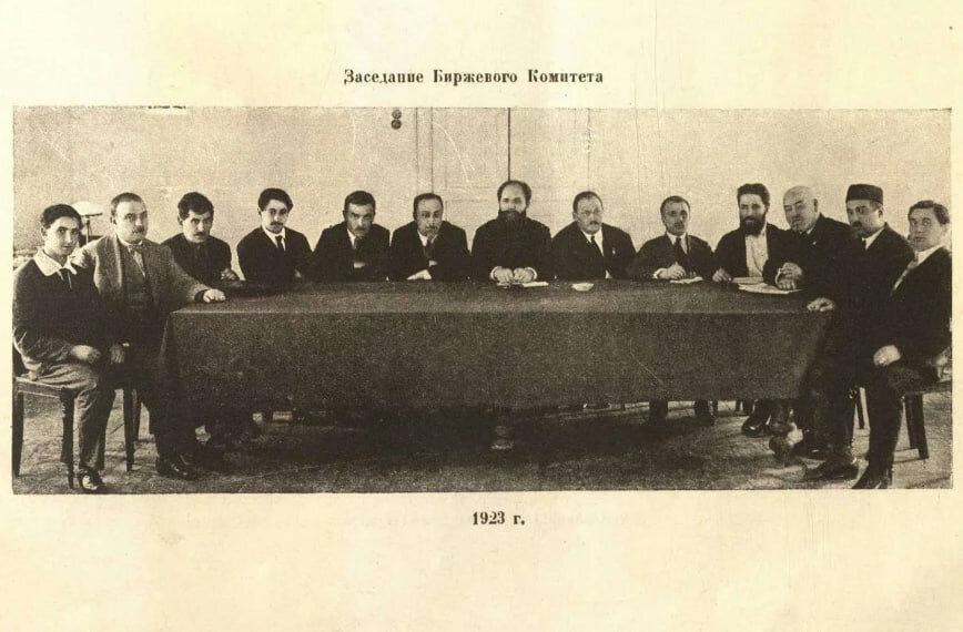 С. В. Малышев (в центре), 1923 год. фото из ria.ru