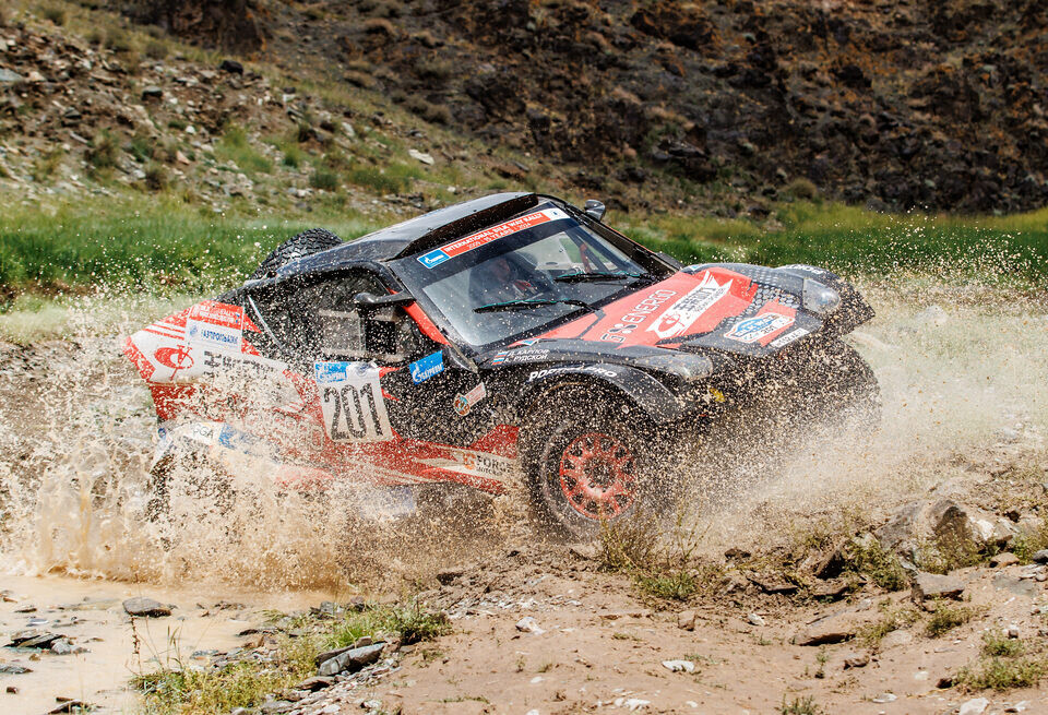    Андрей Рудской одержал третью победу подряд на этапах «Шелкового пути-2024» Autosport Media