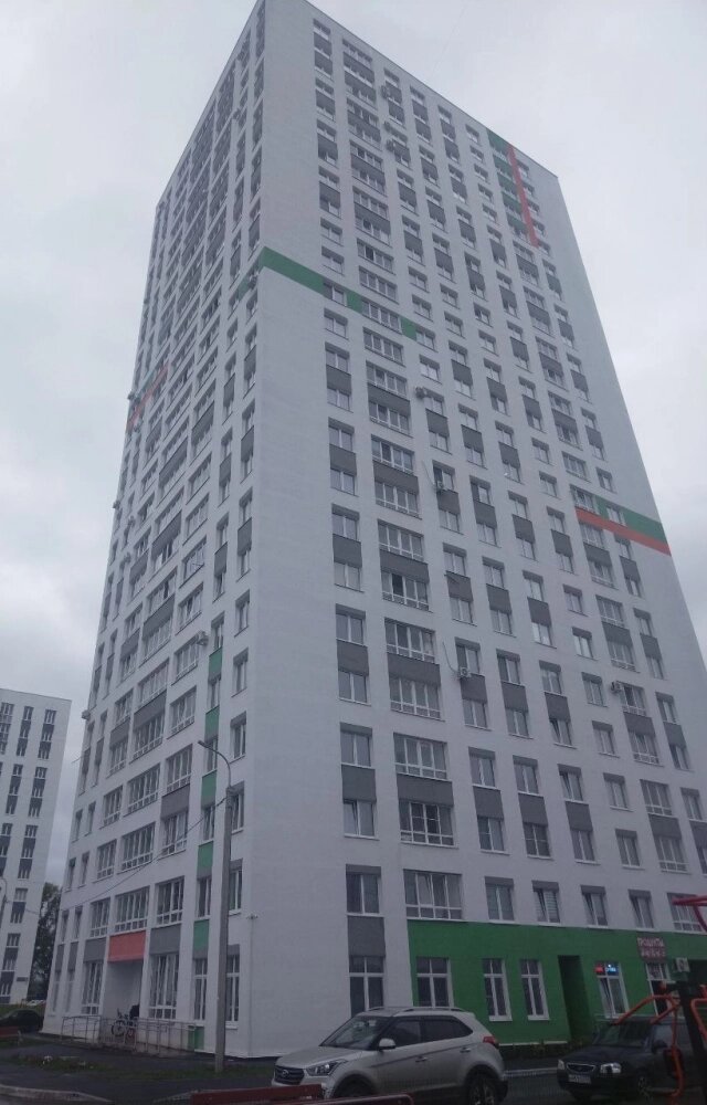    Новый дом на ул. Купцова еще не полностью заселен. Фото:  АиФ/ Наталья Кузнецова