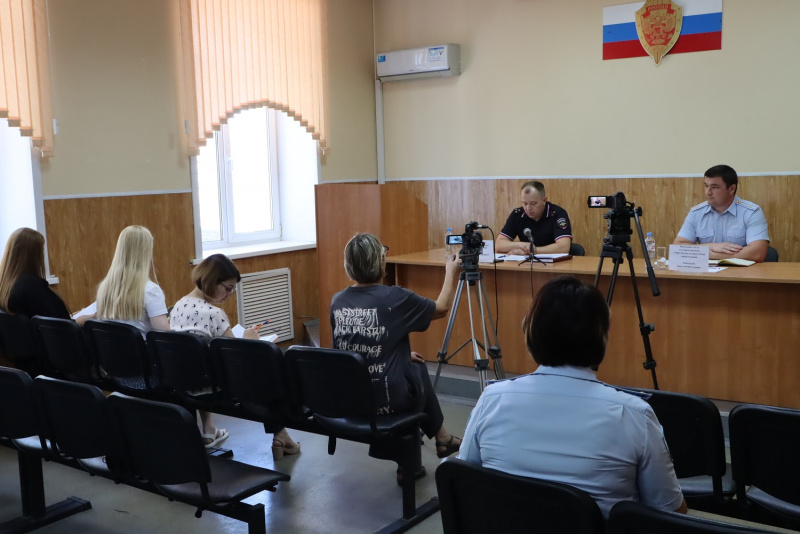 В УМВД по городу Твери рассказали о видах мошенничества и способе противостояния