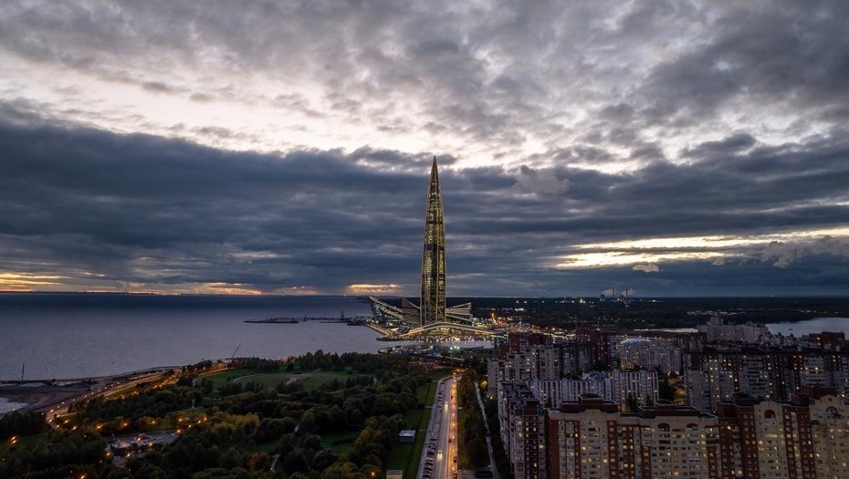    "Лахта Центр" Автор фото: Тихонов Михаил
