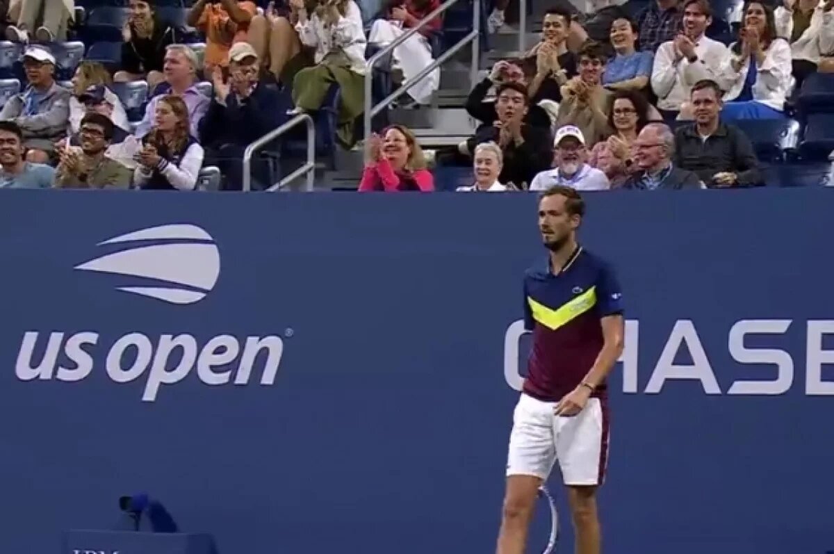    Медведев заявил, что не перешёл черту в конфликте с судьёй на Уимблдоне