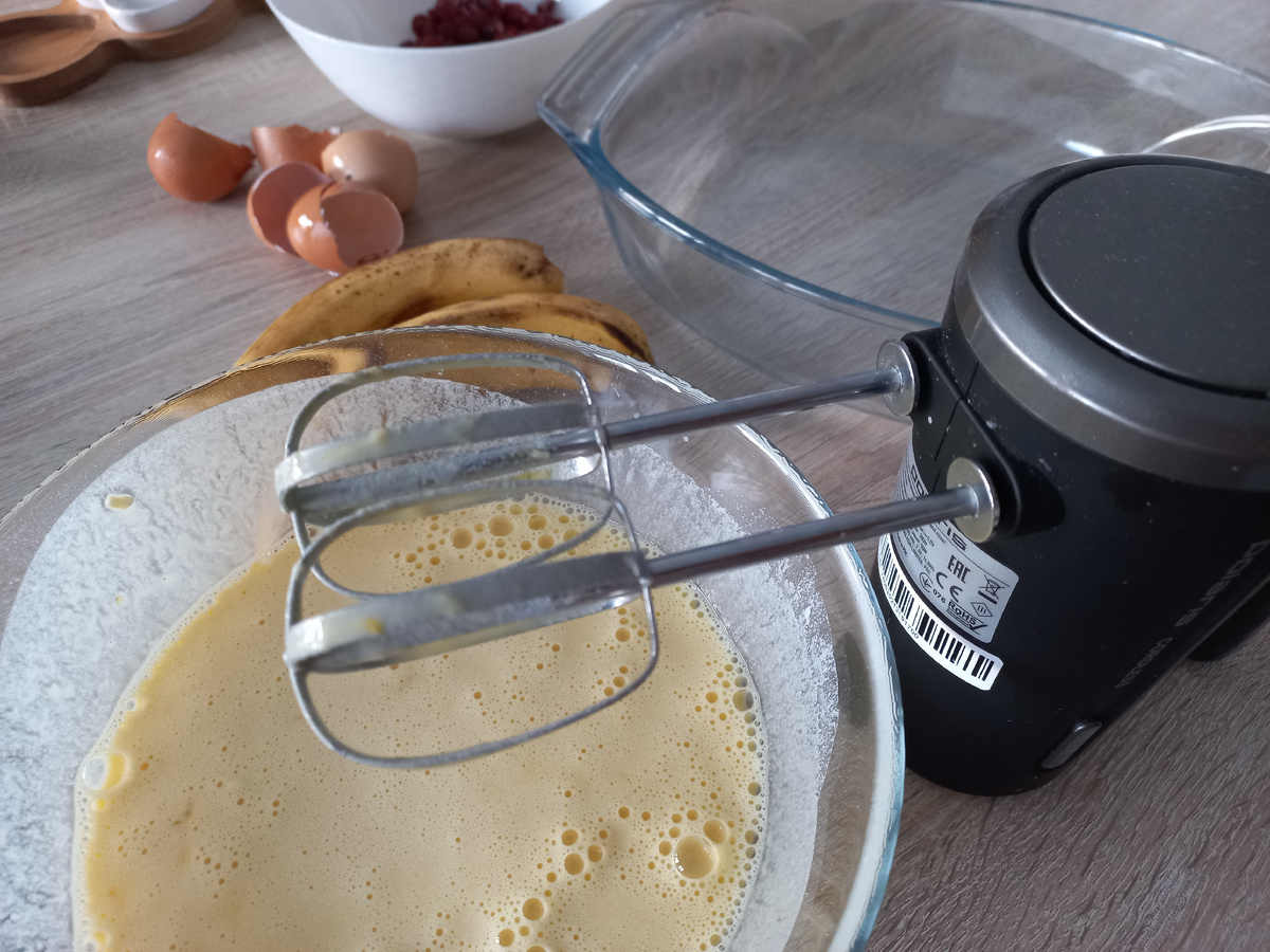 Миксуем тесто)