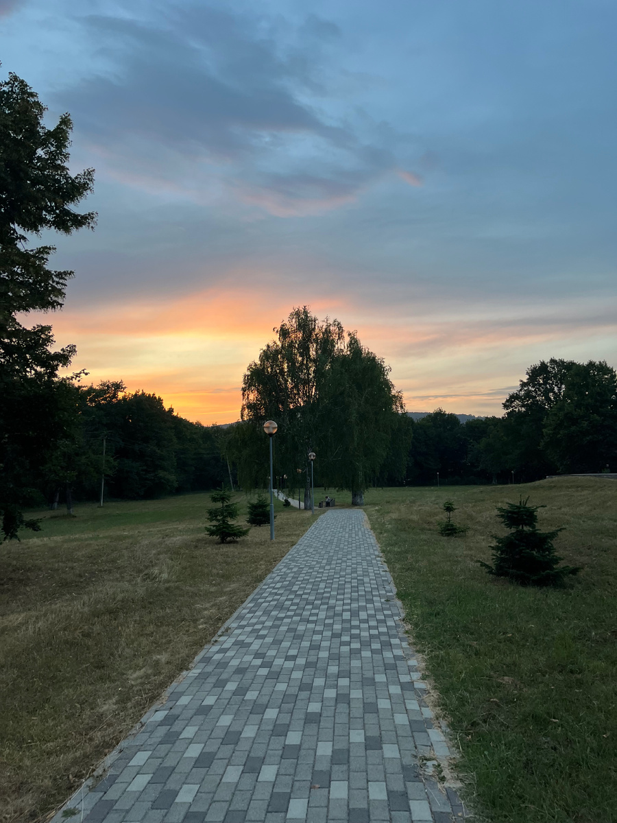 Парк в Каменномостском