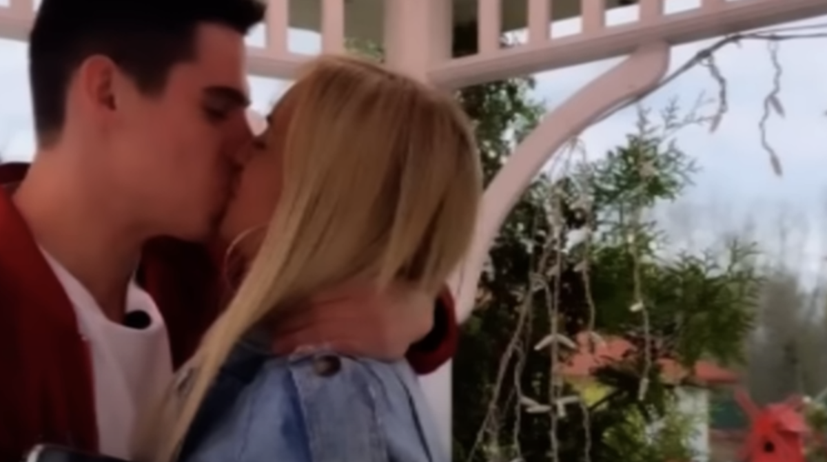 дом 2 эфир 04 07 2024. настя волынец дом 2. дом-2 свежие новости и слухи. дом 2 сегодняшний выпуск. дом 2 эфир 04 07 2024.