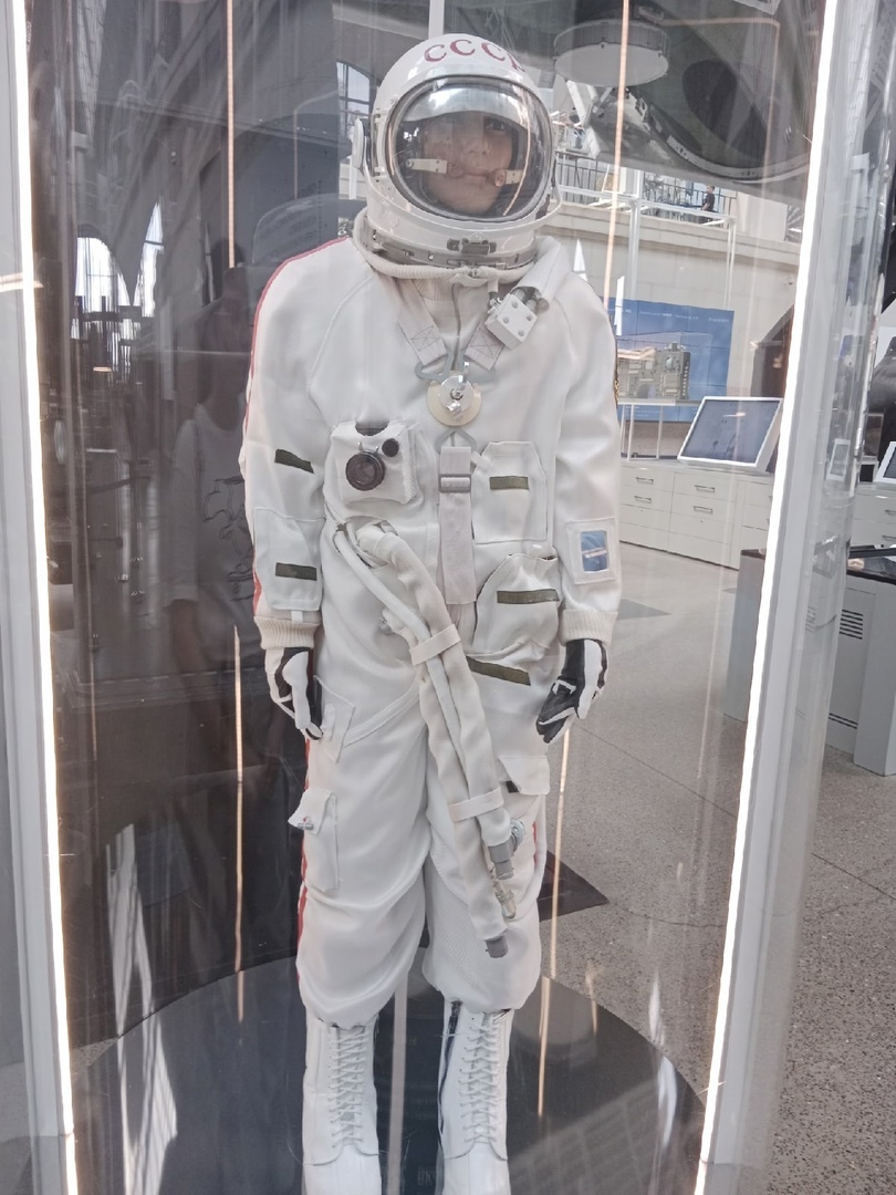 До 1964 г. космос был наш! Здесь мы были первыми!