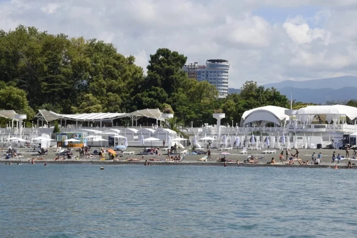    Юрист рассказал, можно ли загорать на пляже обнаженным