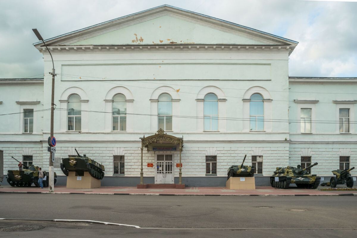 Первый и крупнейший официальный музей истории Воздушно-десантных войск находится в Рязани. Идея его создания появилась у Василия Маргелова в 1950-х годах.