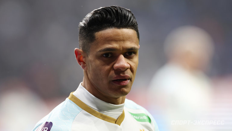    Дуглас Сантос.Александр Федоров