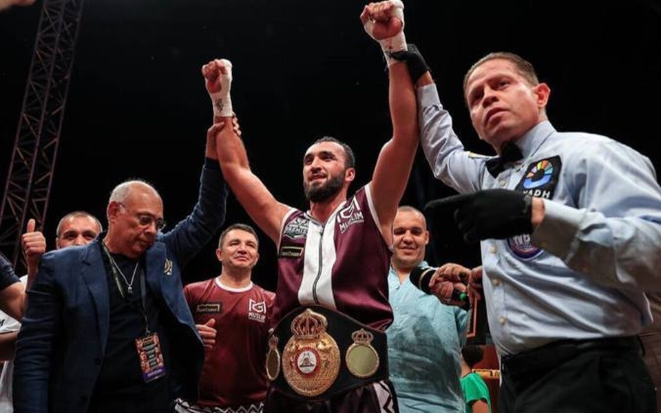    Дагестанский боксер Муслим Ганджимагомедов стал чемпионом мира. Фото: «IBA»