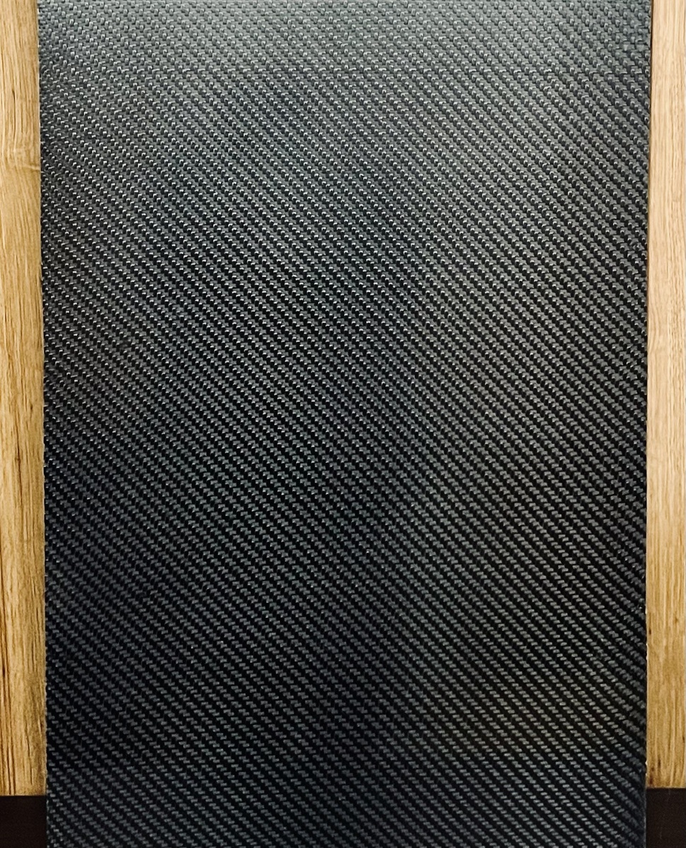 Углепластик с аморфным микропроводом