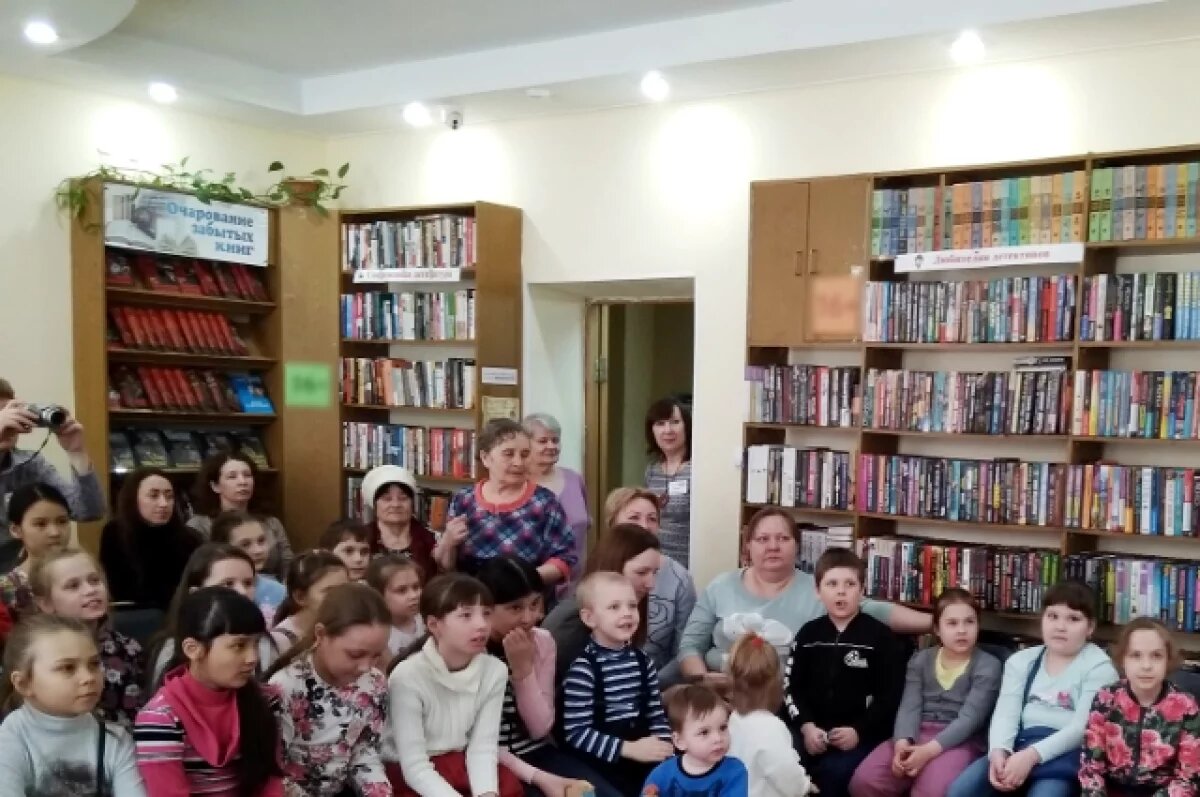    В центральной библиотеке Тюмени открыта выставка "Вся Сибирь"