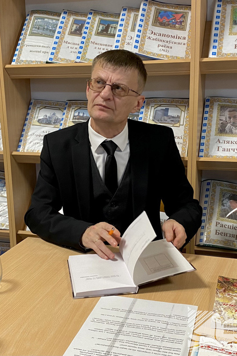    Книга Анатолия Бензерука «Головосек» — документально-художественный памятник жертвам фашизма