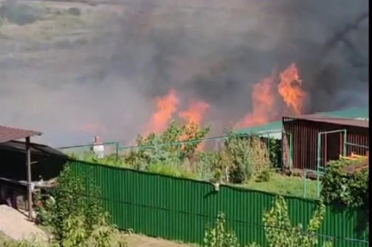    Попавший на видео пожар у Мамаева кургана локализовали в Волгограде