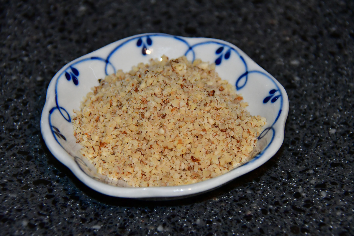 Измельченные грецкие орехи