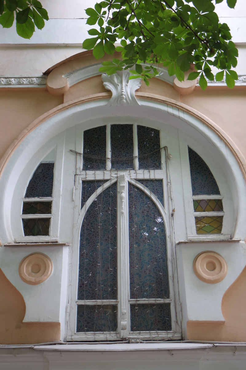 окно усадьбы Благодать