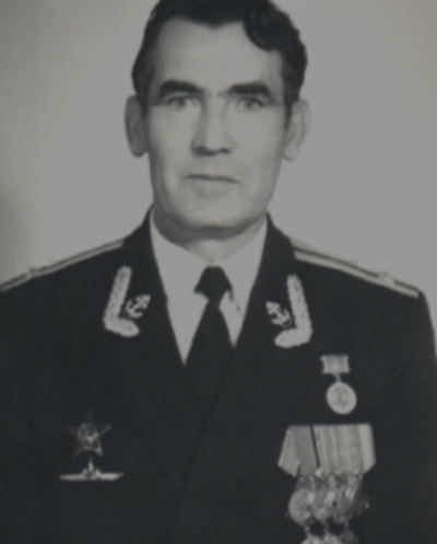 Замполит – капитан 2 ранга Спицын Николай Николаевич