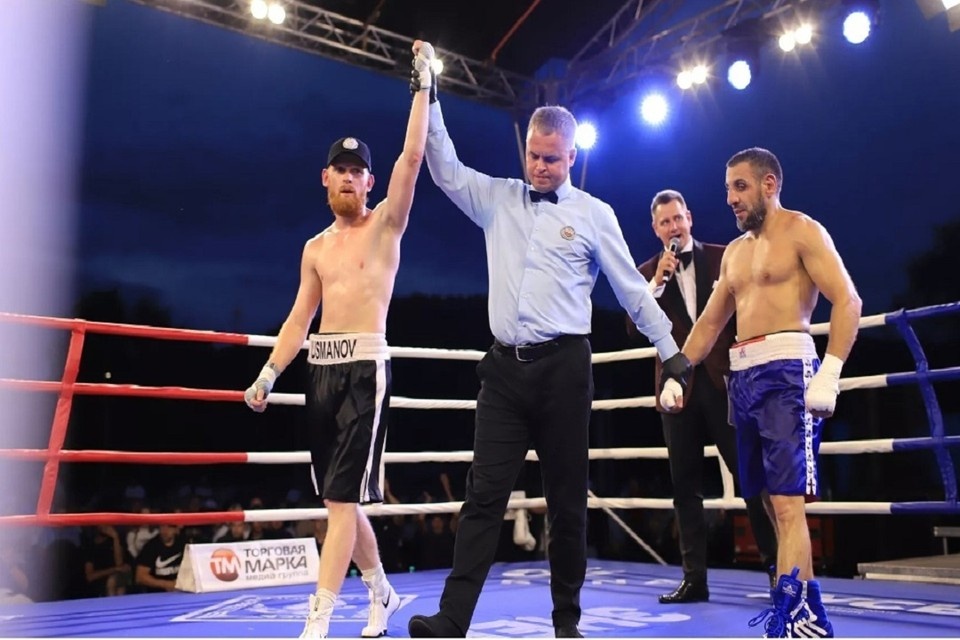    Спортсмен из Алтайского края стал победителем вечера профессионального бокса в Чамале. Фото: Сергей Кулыгин "БР"