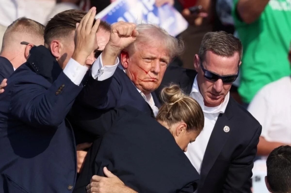    Трамп покинул больницу после стрельбы на митинге в Пенсильвании