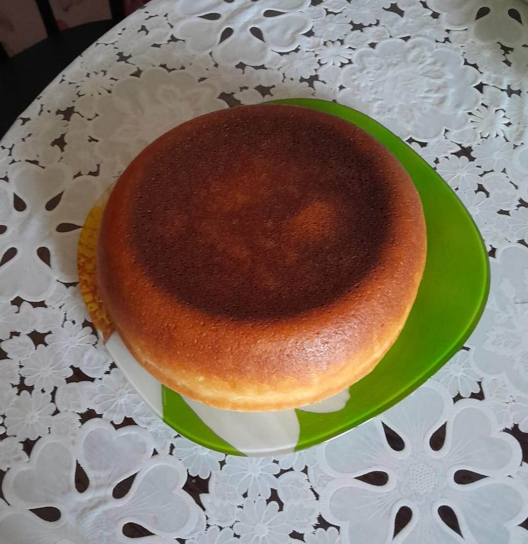 Несложный вкусный и низкокалорийный десерт для всей семьи