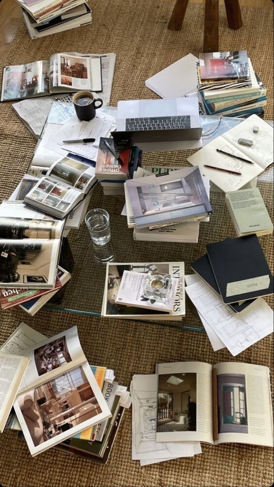 Меня зовут Яна, я дизайнер интерьеров, тут пишу о жизни, о доме, об организации... в обещм, о том, что делает жизнь лучше. Подпишитесь, давайте дружить!