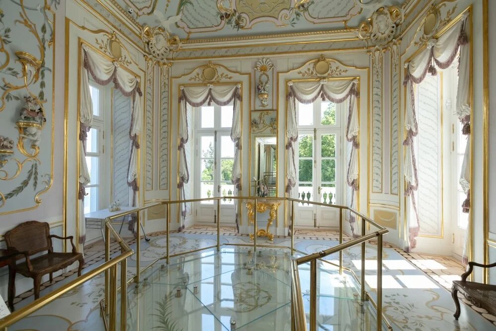 Листайте вправо, чтобы увидеть больше изображений