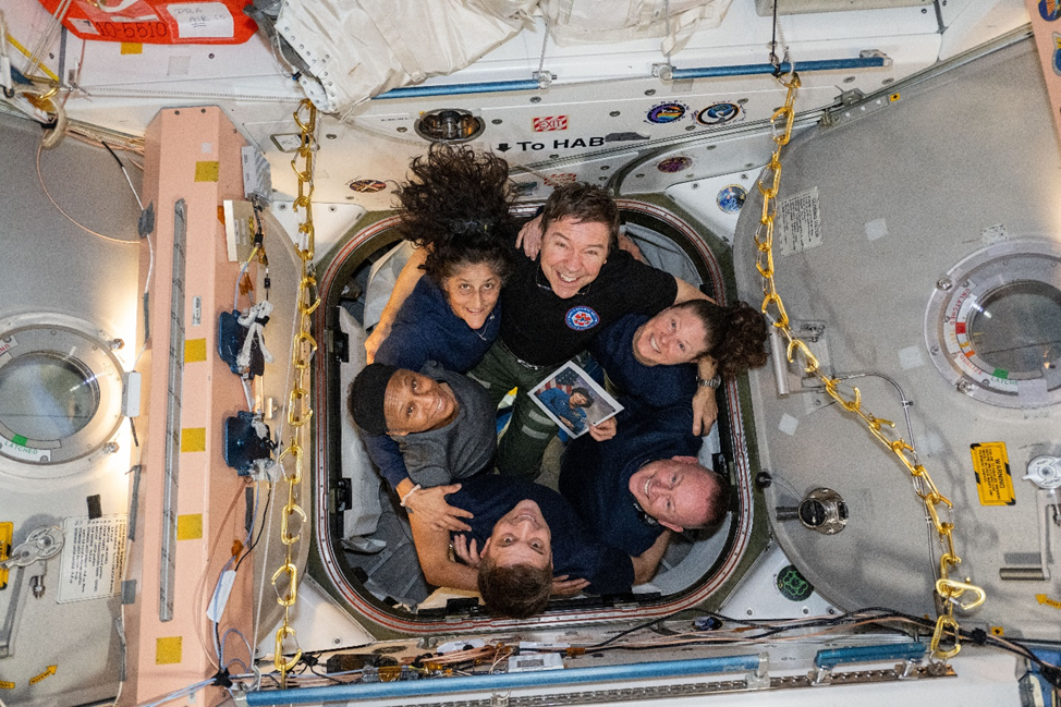 Экипаж Американского сегмента в грузовом корабле Cygnus NG-20. Фото: nasa.blog.com
